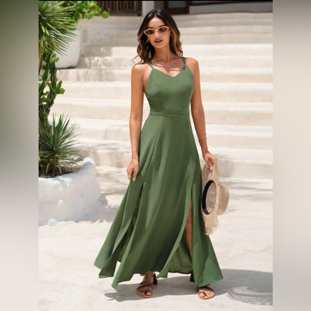 SHEIN Green Spaghetti Strap Maxi Sundress with M Slit size Medium